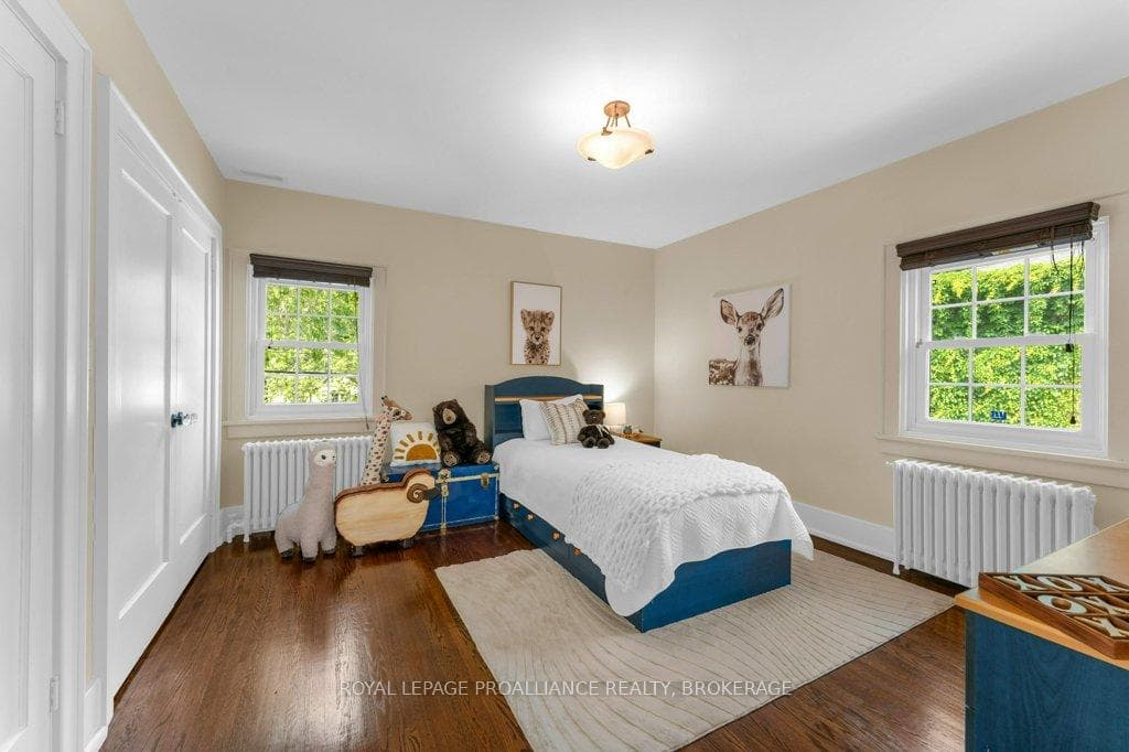 609 Earl Street photo 26