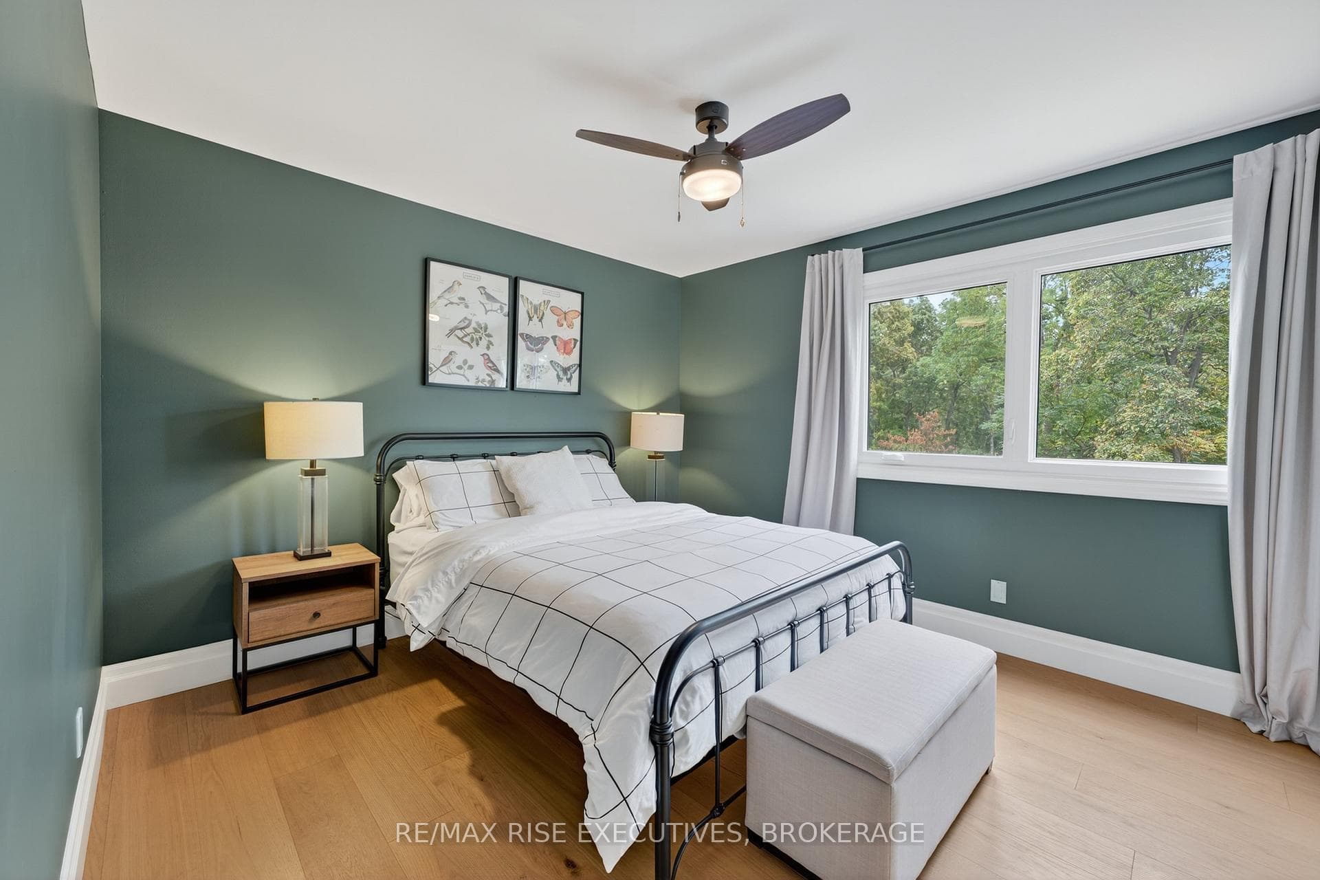 648 Woodland Place photo 33