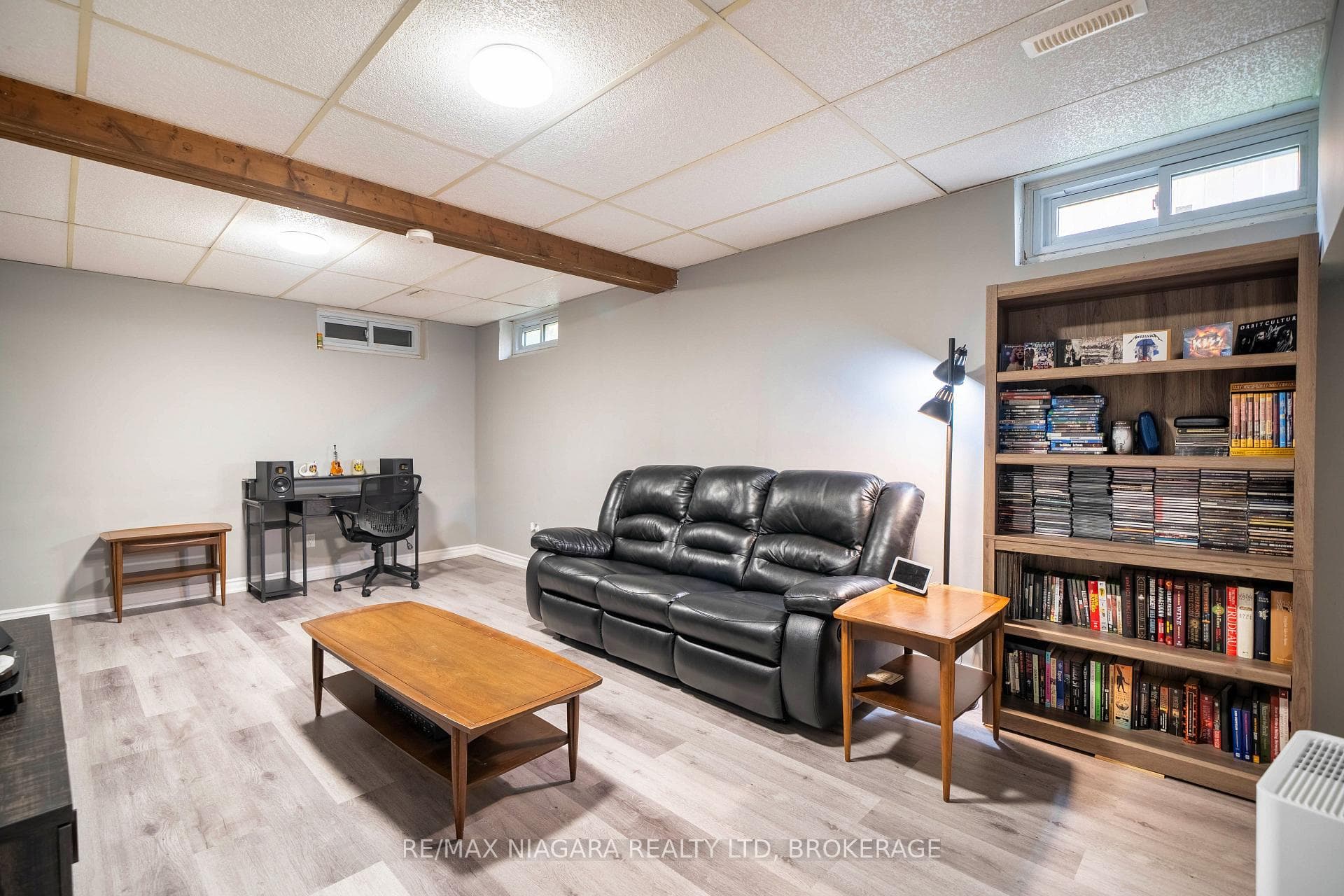 33 Bloomfield Avenue photo 30