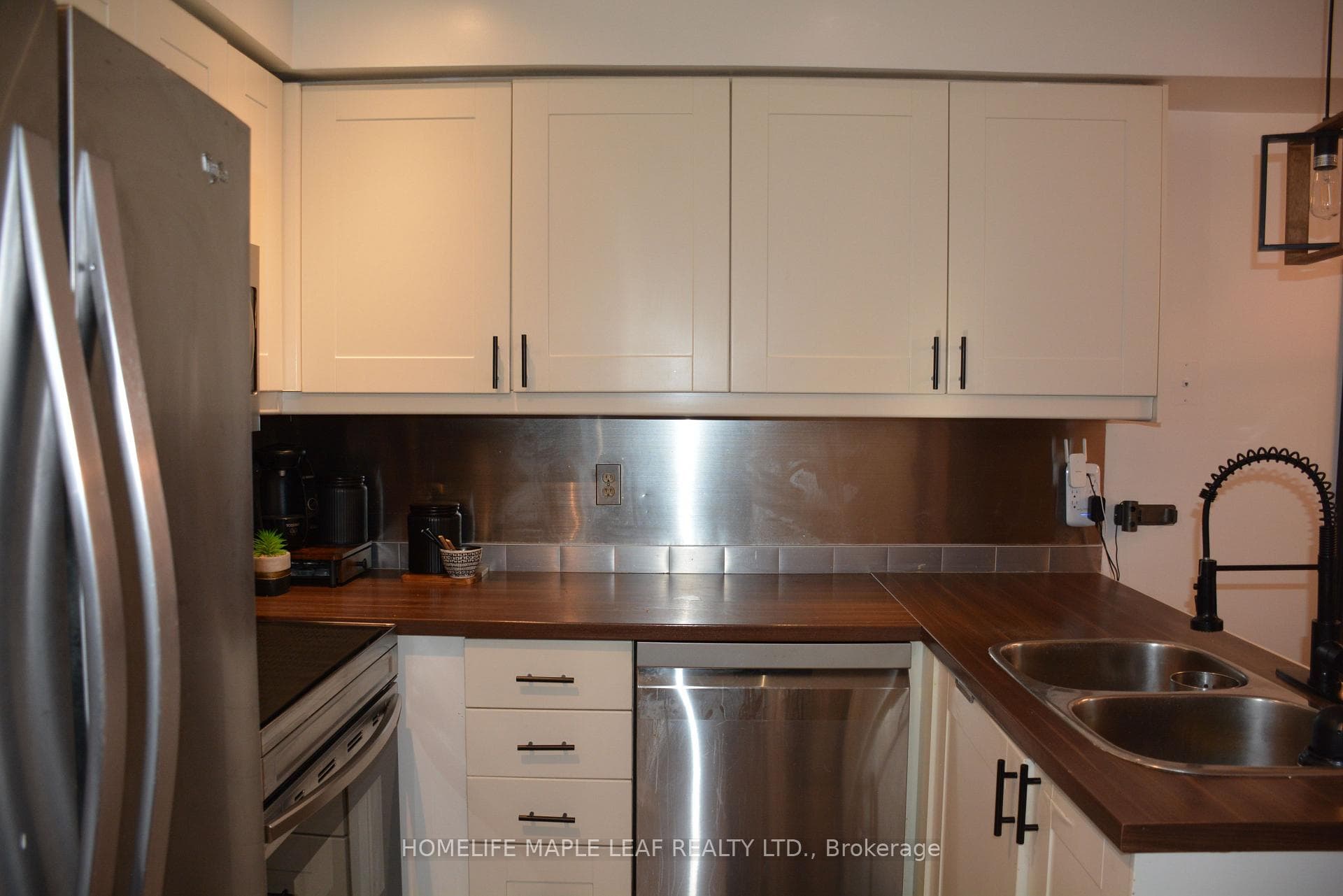29 Stonebriar Drive photo 12