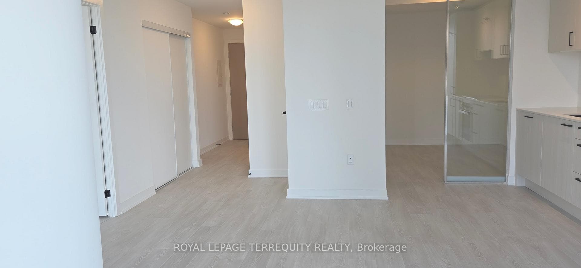 1 Quarrington Lane Unit 1515 photo 31