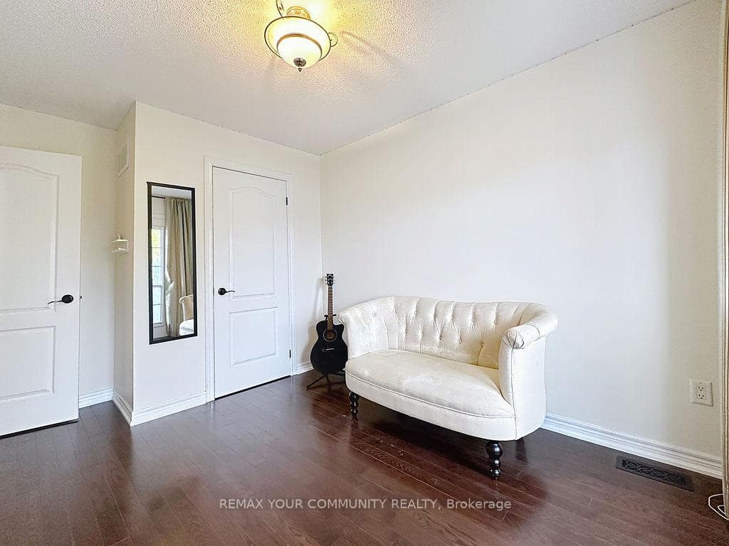 281 Lauderdale Drive photo 24