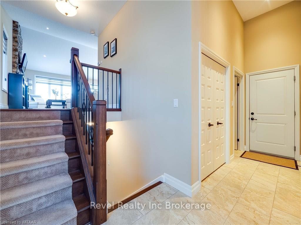 104 Ottawa Avenue photo 20