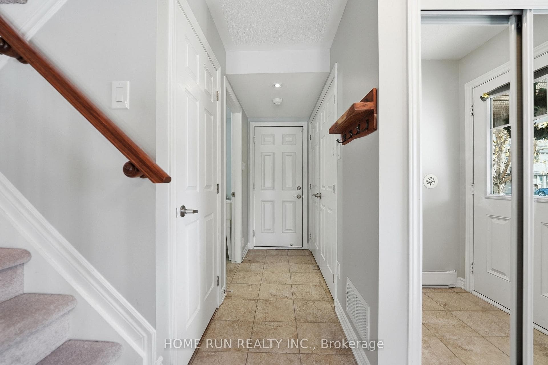 253 Cayman Road photo 8