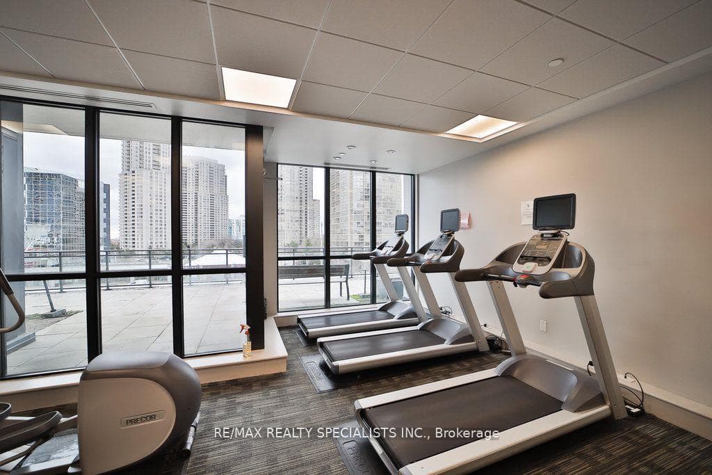 55 Eglinton Avenue Unit 1206 photo 19