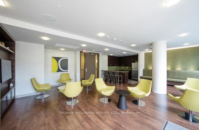570 Bay Street Unit 3008 photo 13