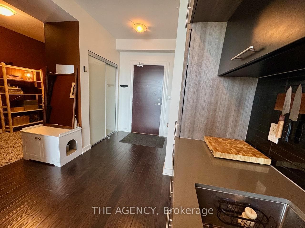 205 Manning Avenue Unit 313 photo 18