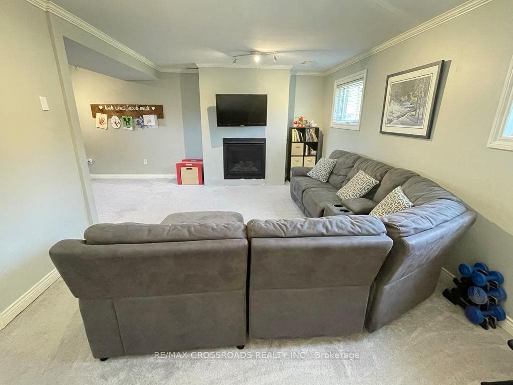 3966 Horseshoe Valley Road photo 22