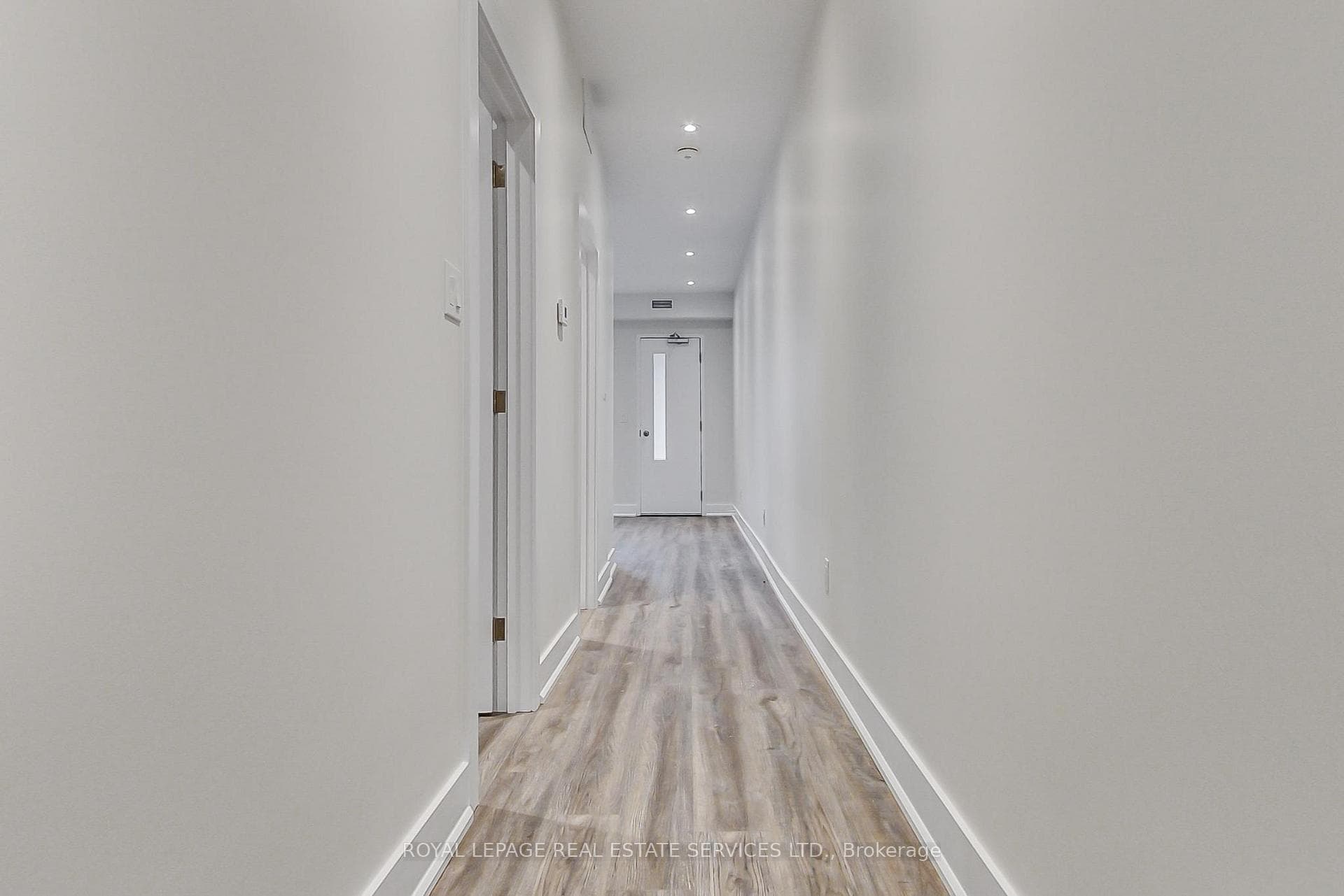235 Davenport Road Unit A photo 1
