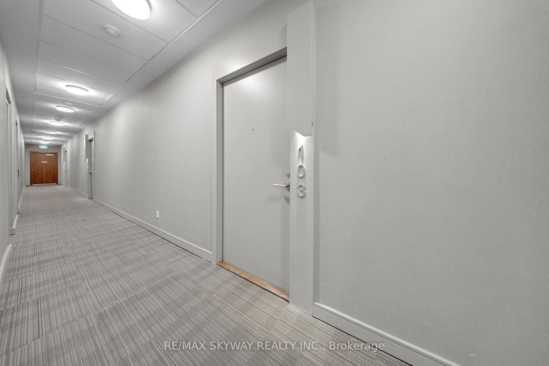 6 sonic Way Unit 103 photo 33