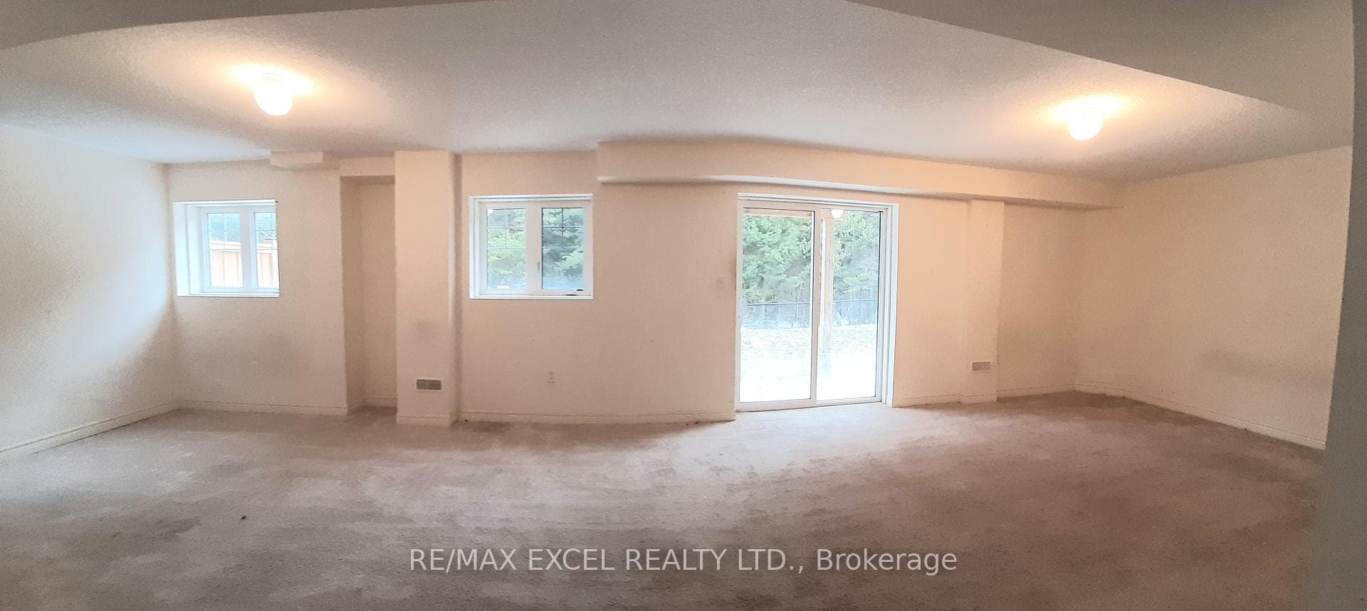 144 Greenwood Road photo 13