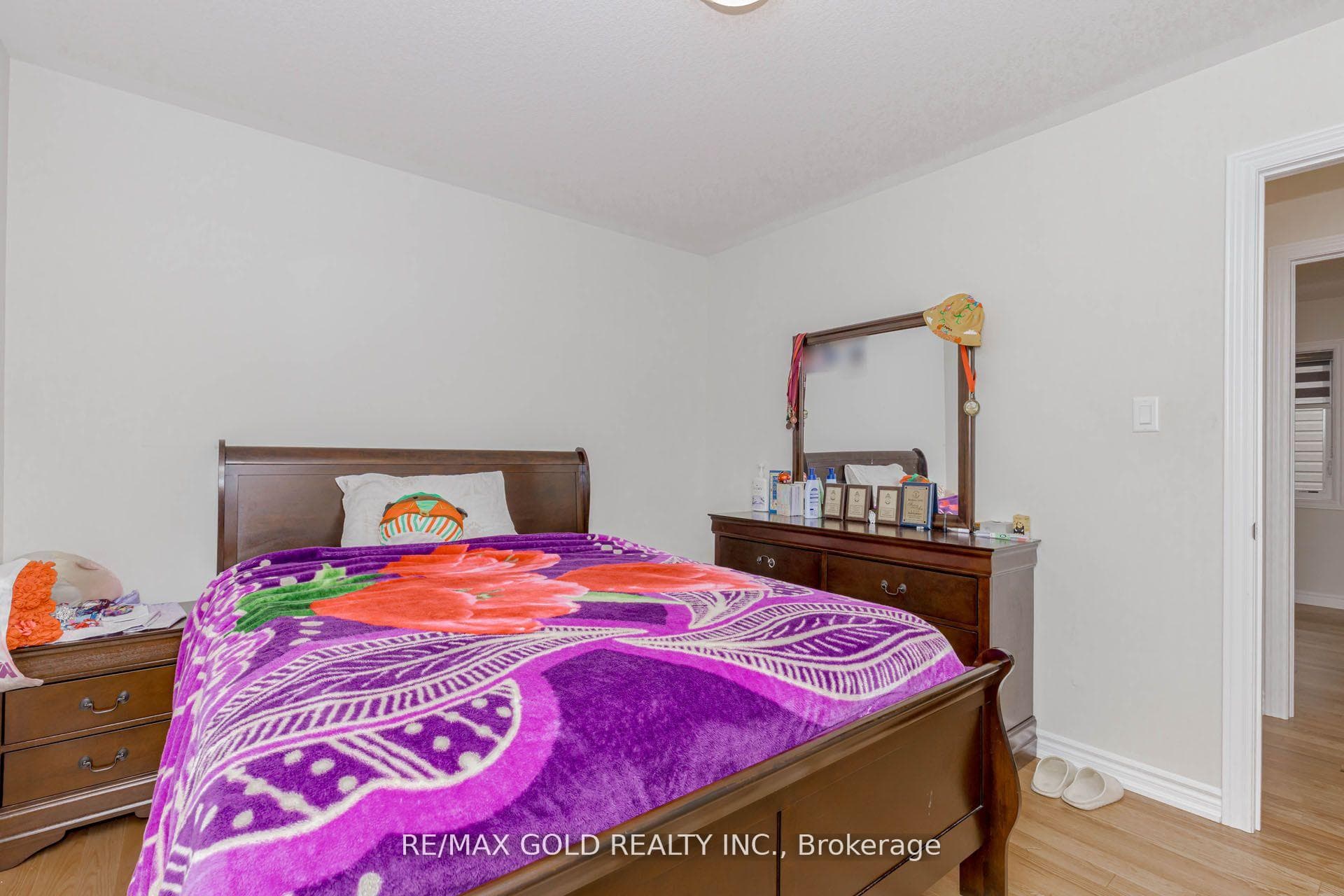 4 Heming Street photo 34