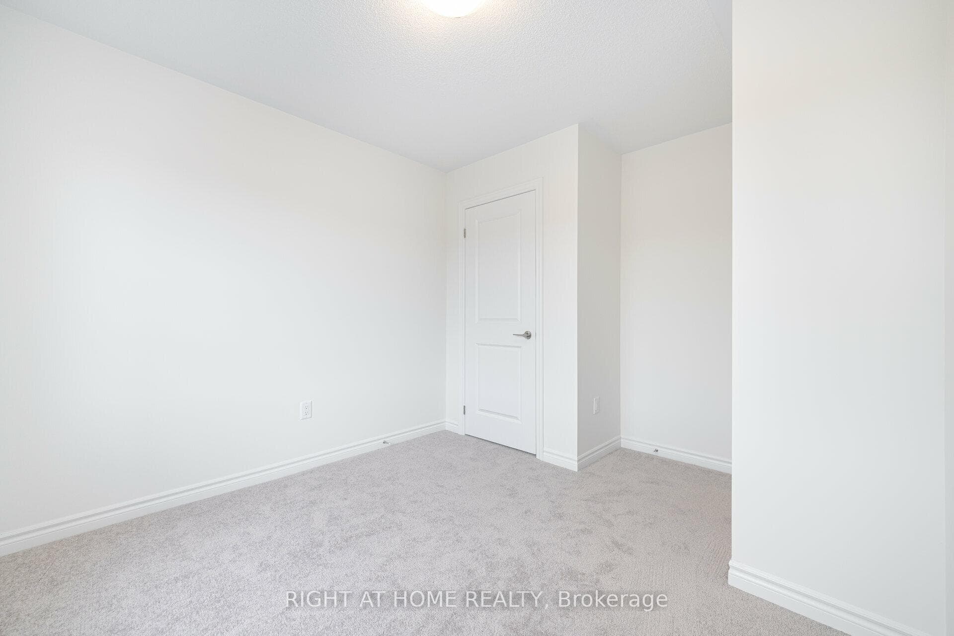496 Twin Streams Road photo 33