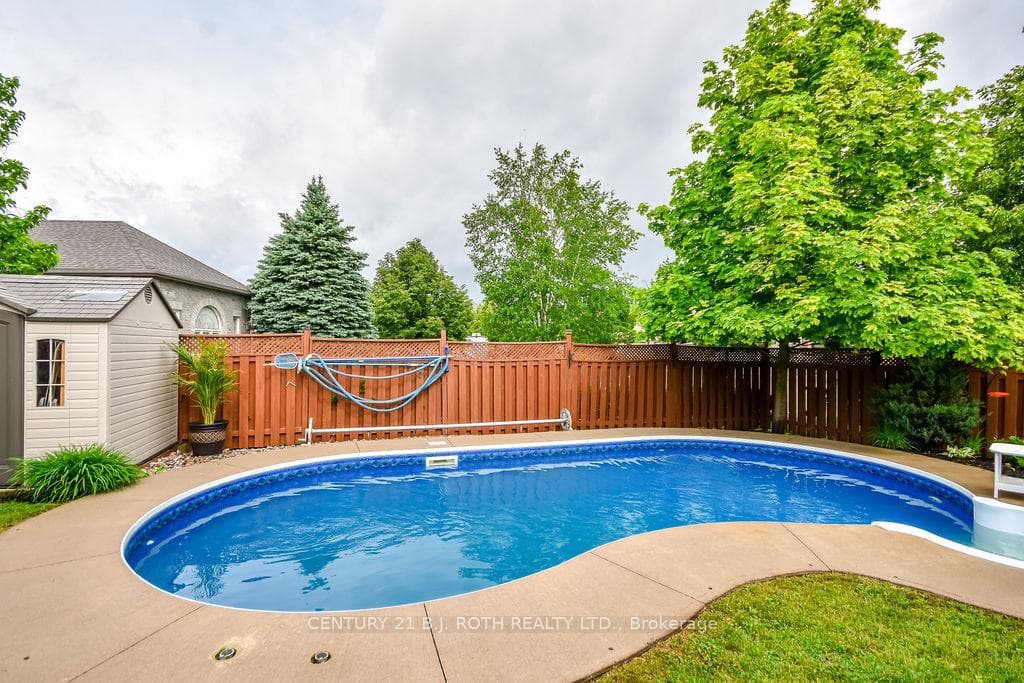 30 McAvoy Drive photo 41