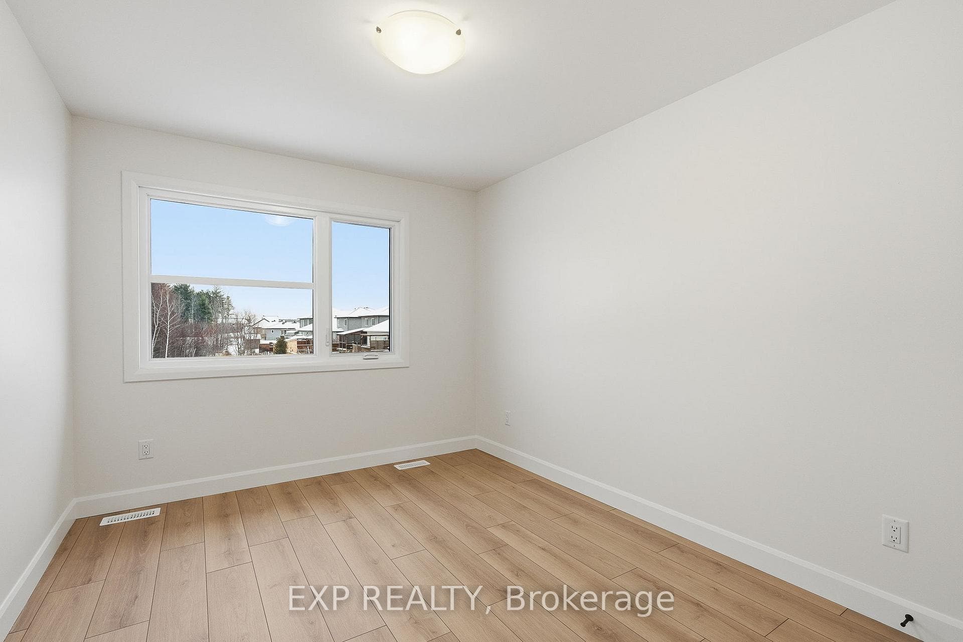 110 Lorie Street photo 11