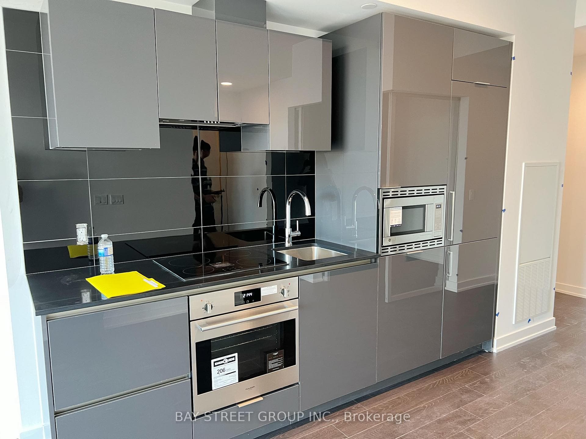 121 St Patrick Street Unit 1311 photo 4
