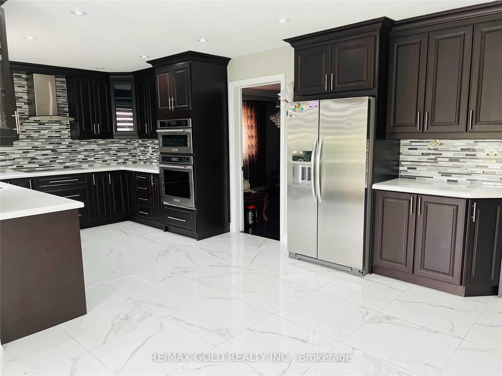 72 Gold Finch Place photo 2