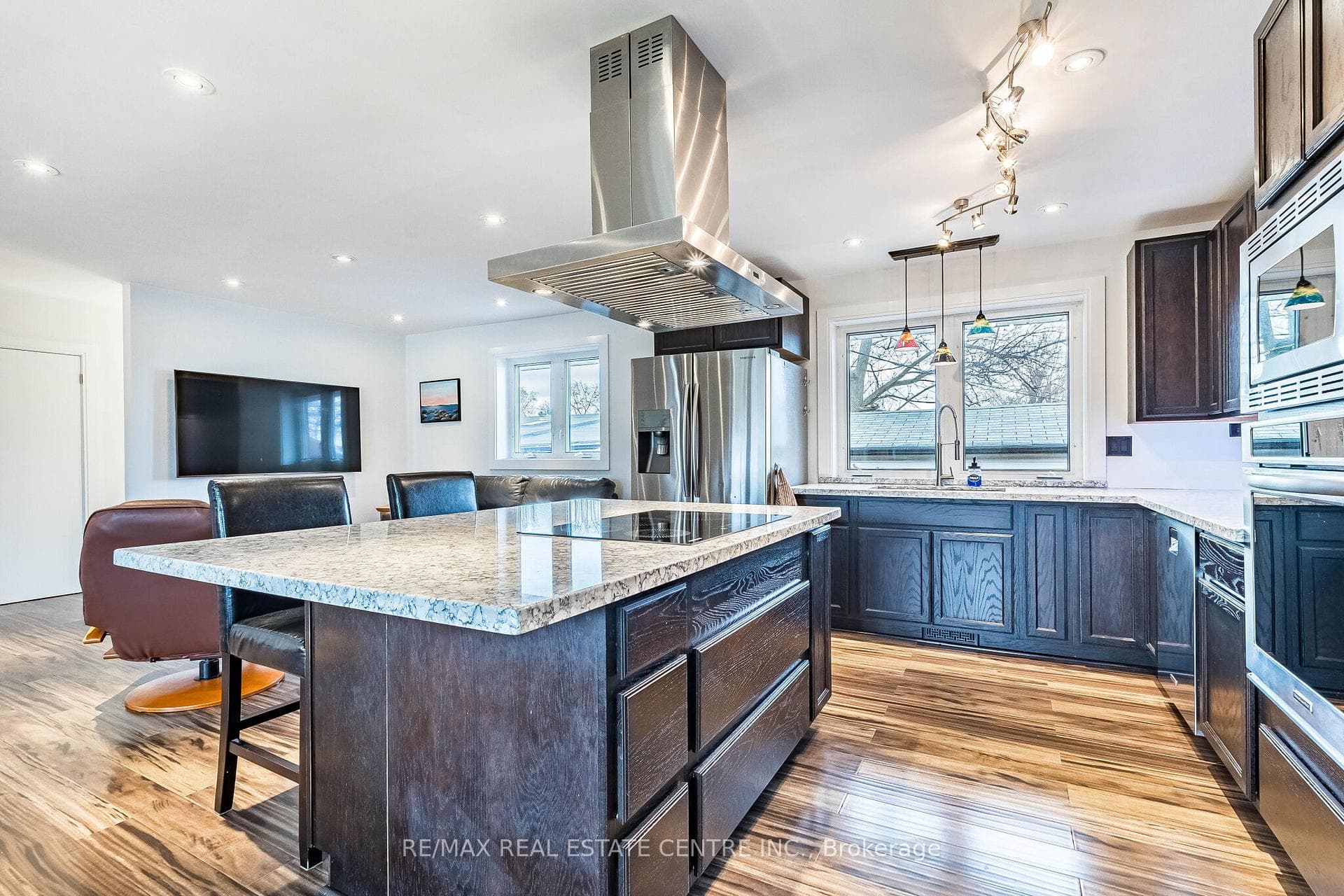 25 Lesbury Avenue photo 25