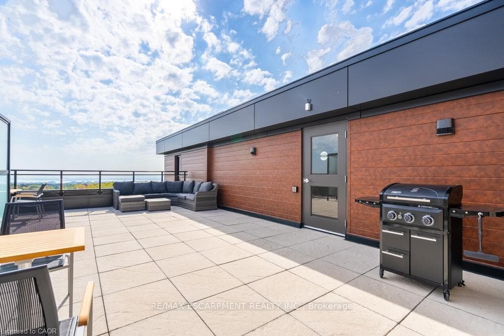 30 Hamilton Street Unit 213 photo 40