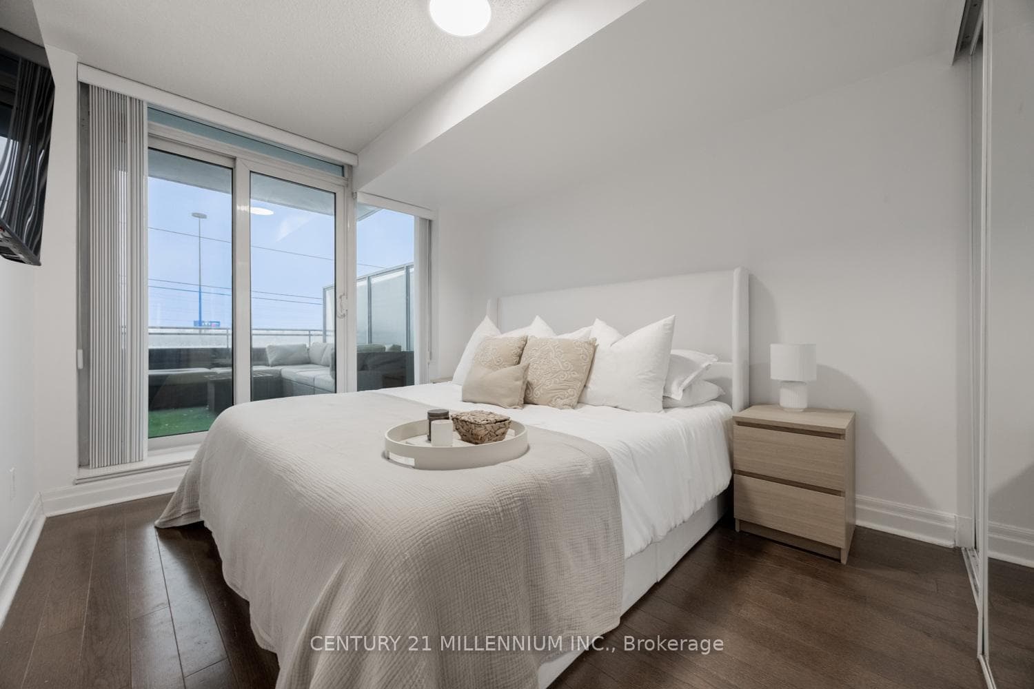2121 Lake Shore Boulevard Unit 504 photo 17