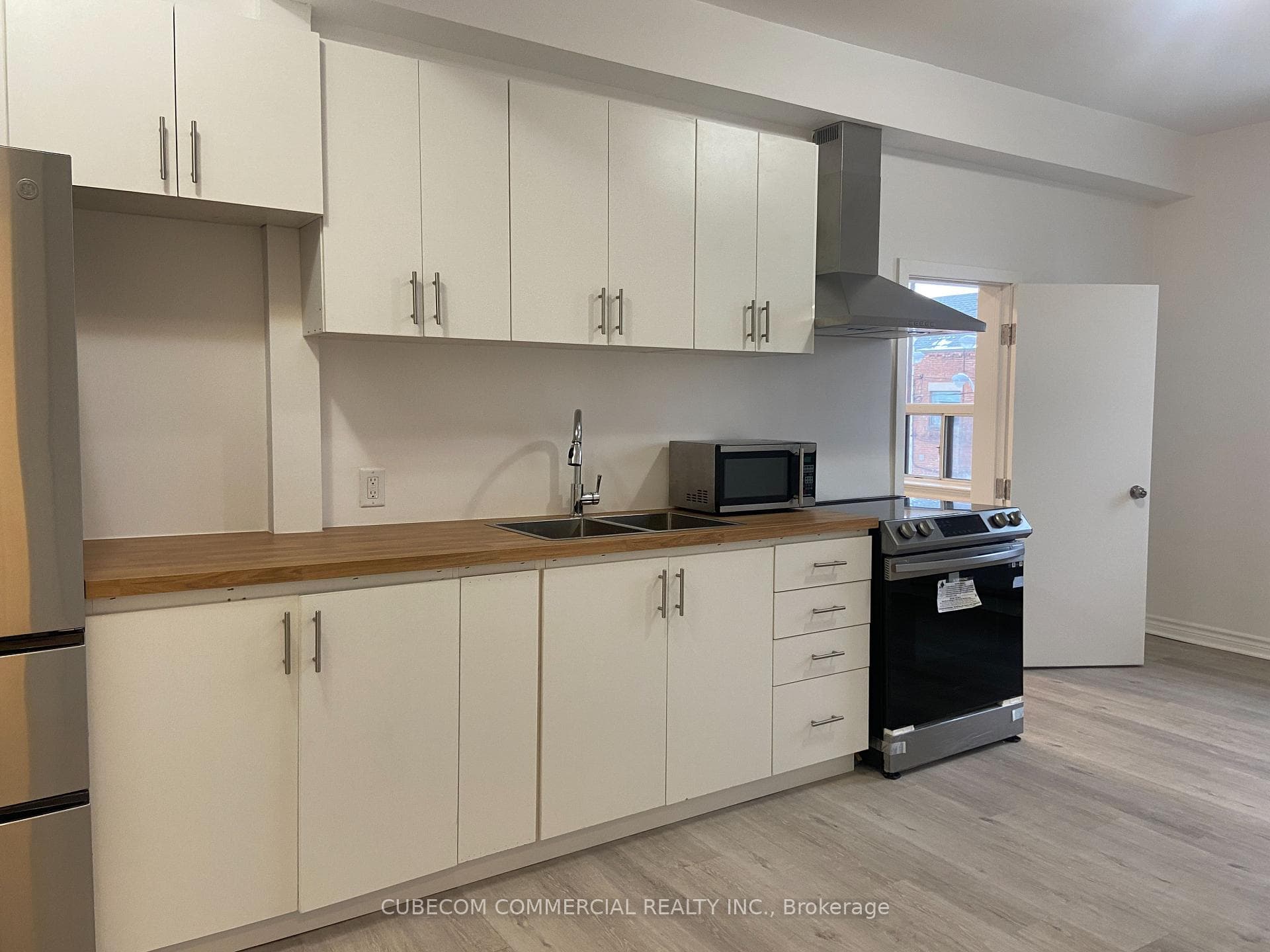 1016 Weston Road Unit 203 photo 2