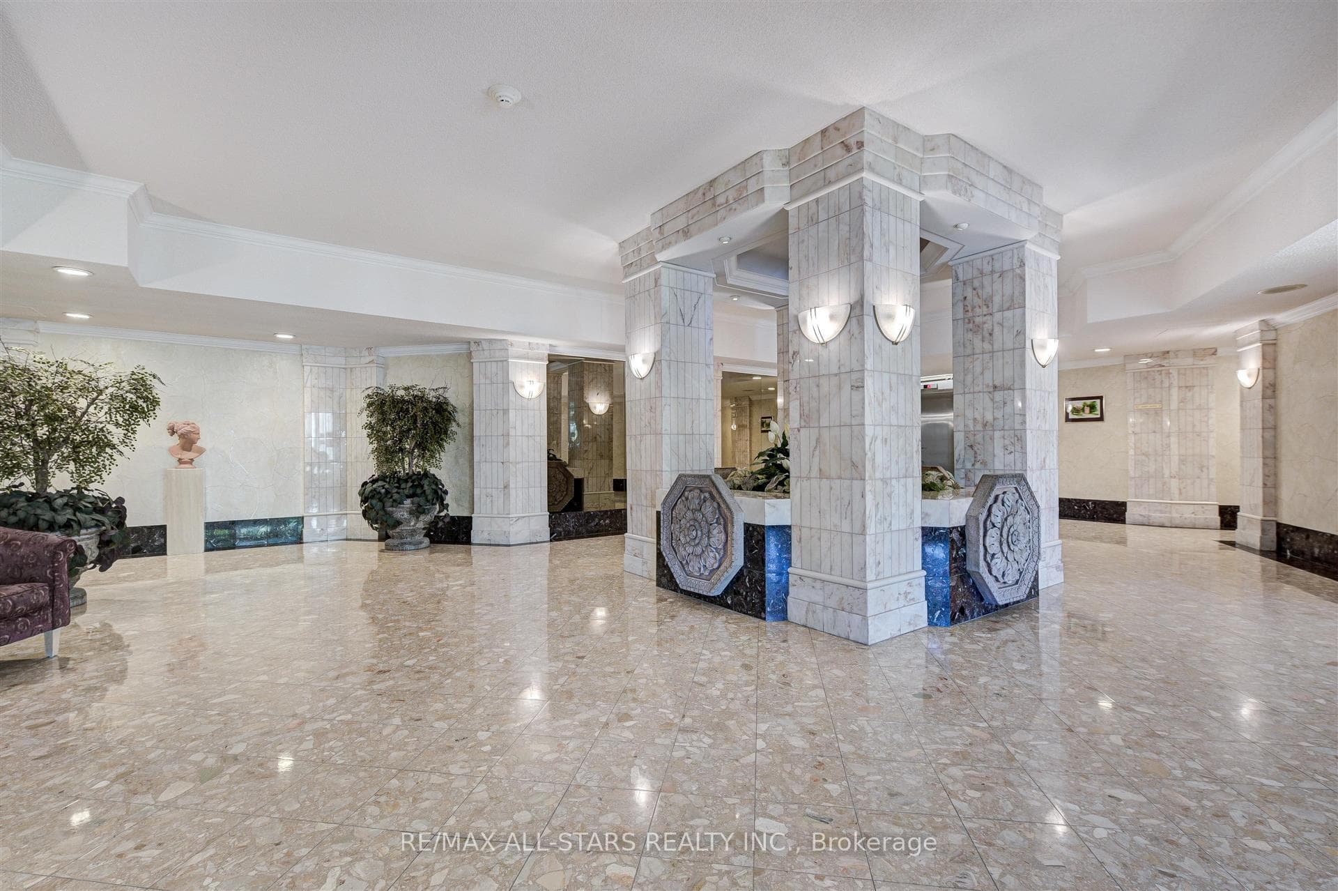 10 Guildwood Parkway Unit 1422 photo 31