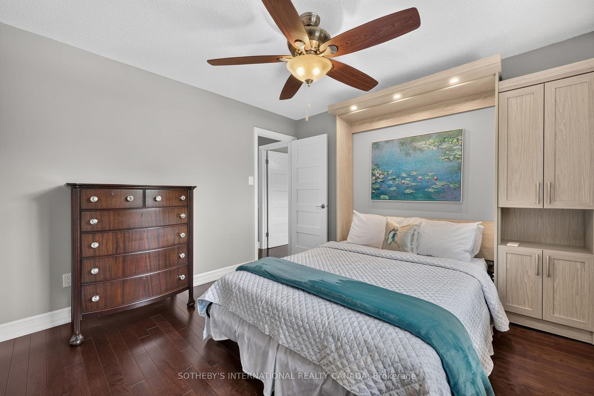 7 McKee Drive photo 17