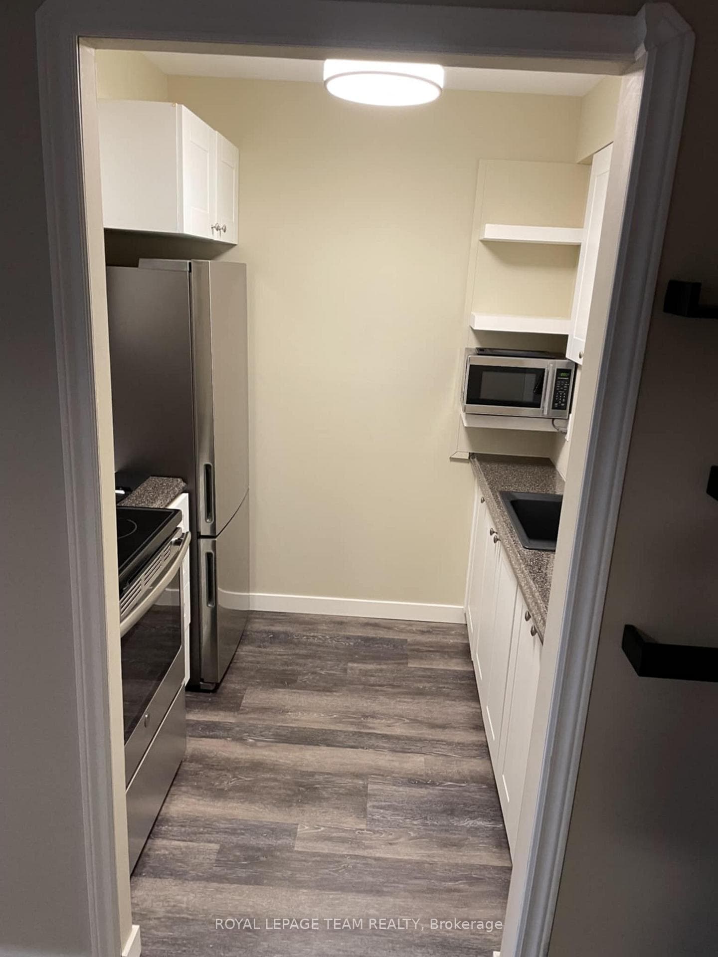 MICROWAVE, STAINLESS APPLIANCES