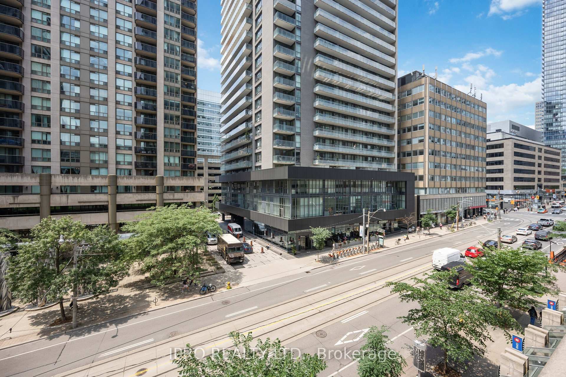 763 Bay Street Unit 309 photo 19