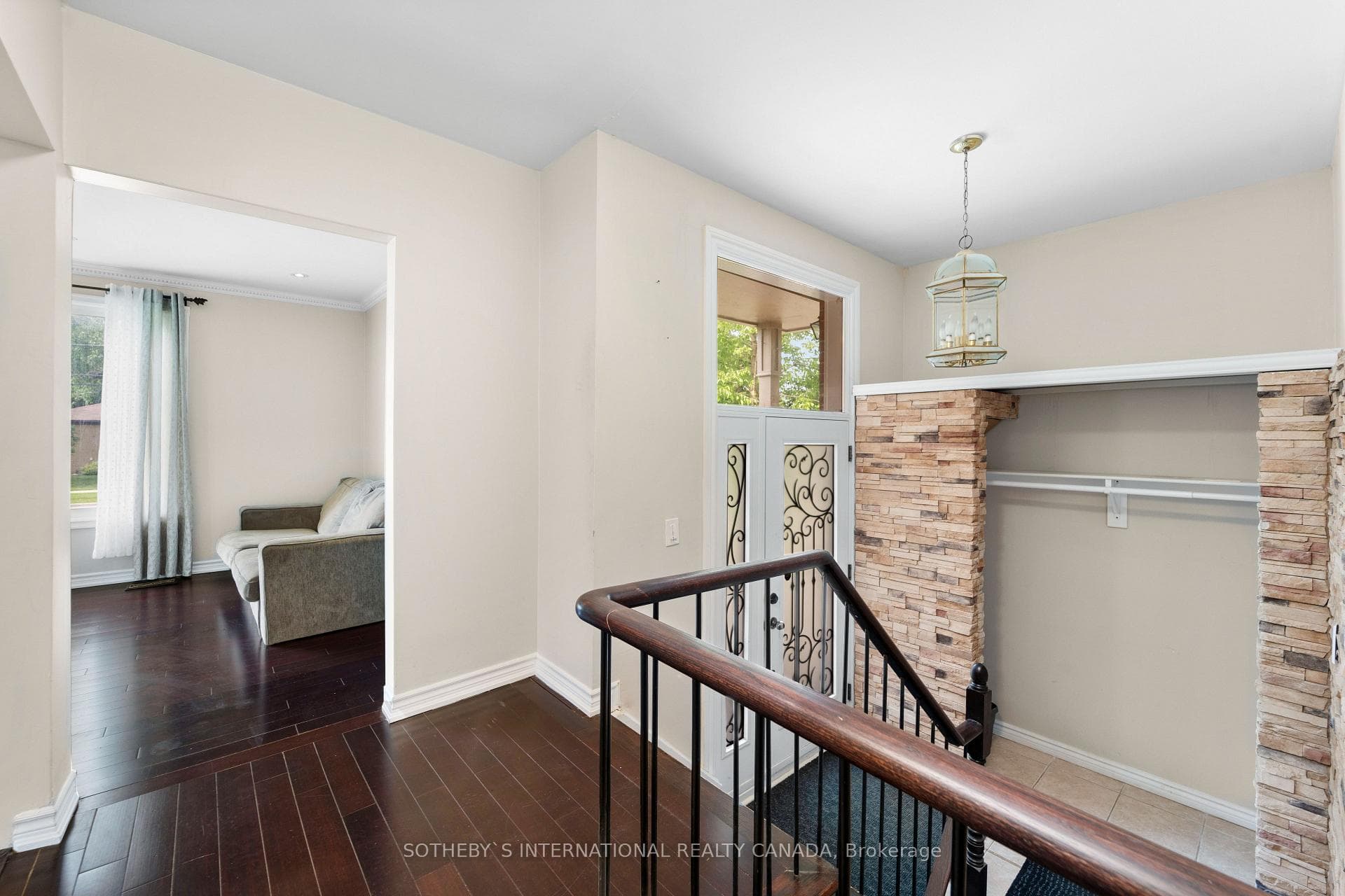 103 Murray Drive Unit Main photo 25