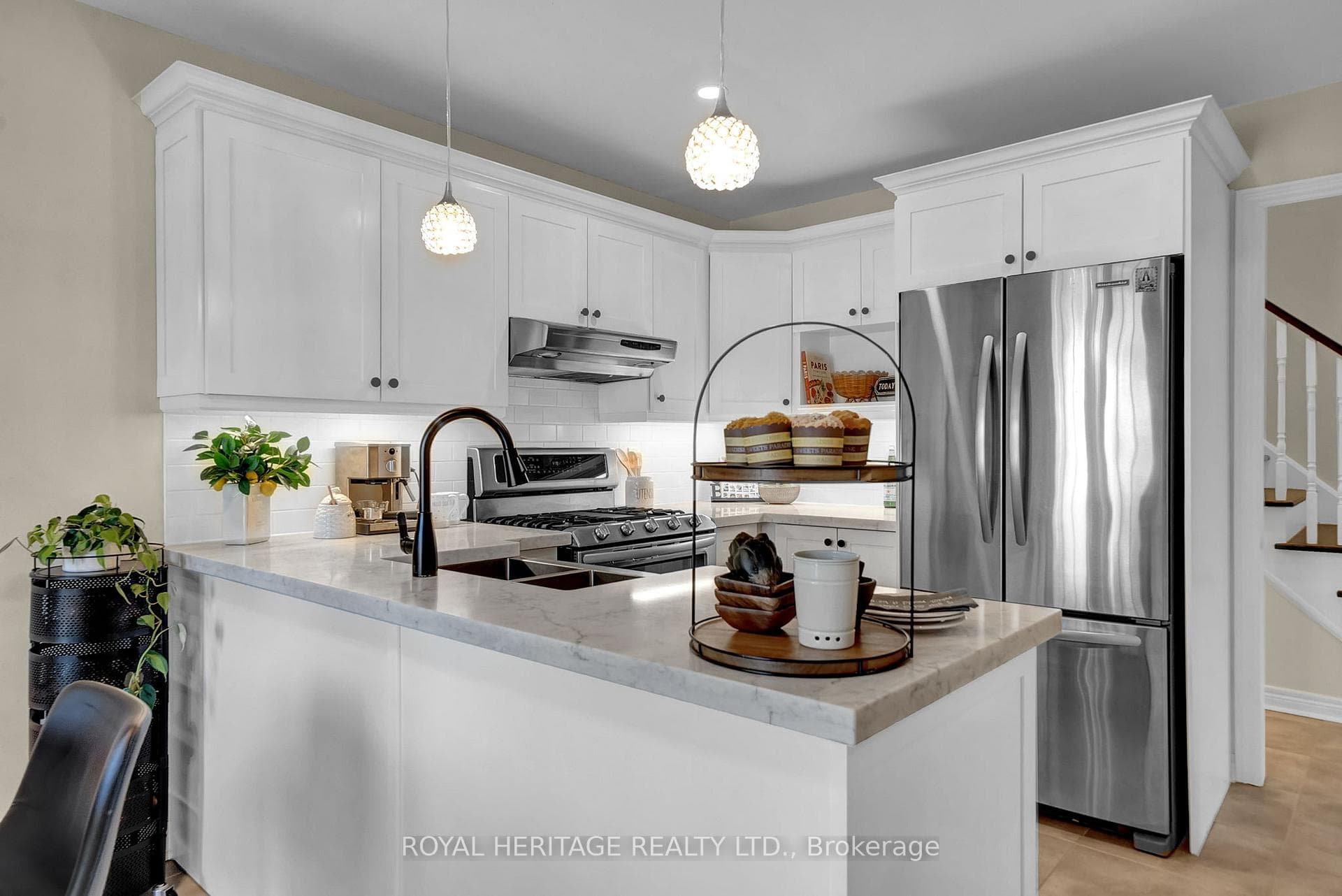 46 Lownie Court photo 11