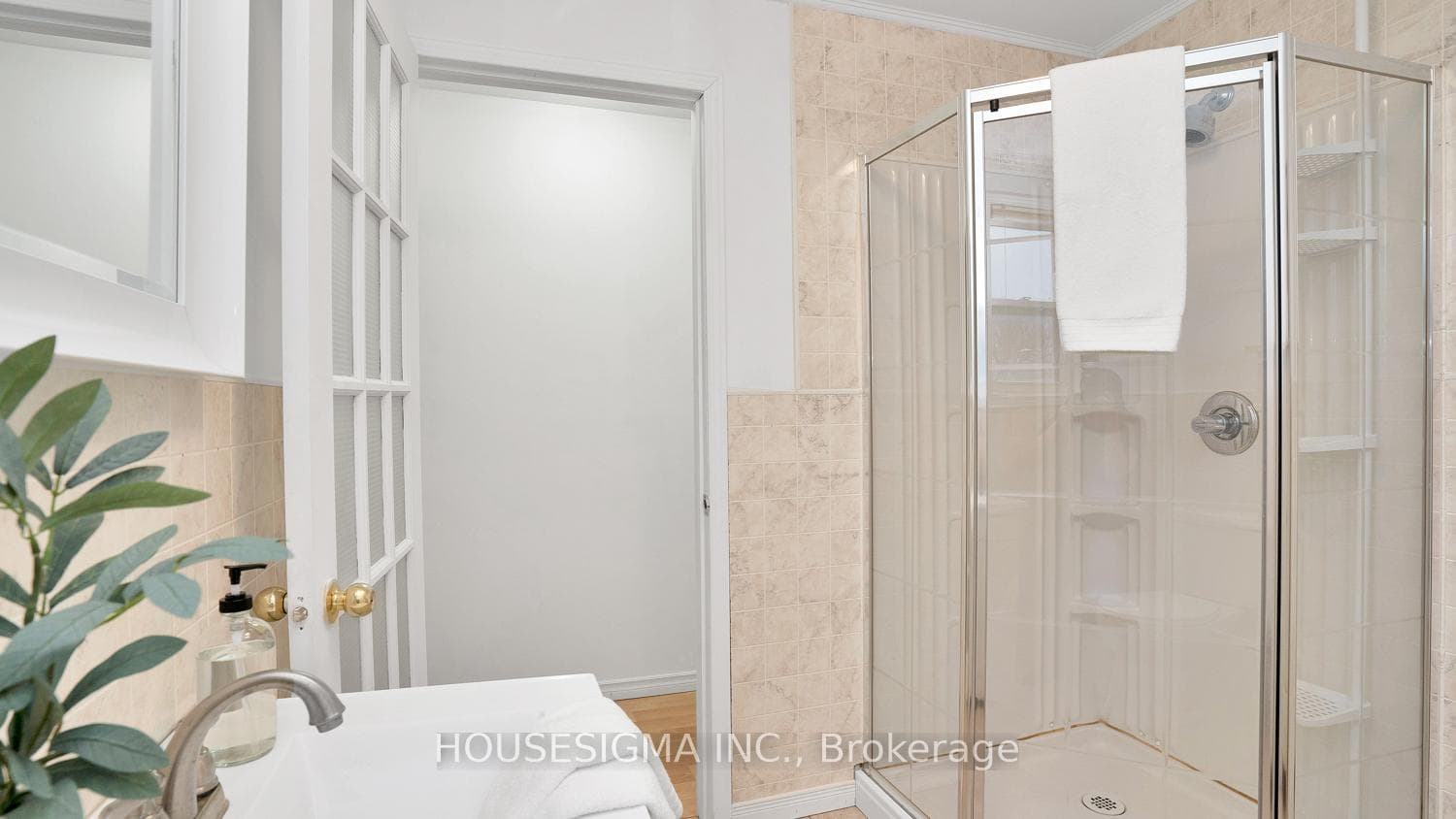 38 Glenwood Avenue photo 26
