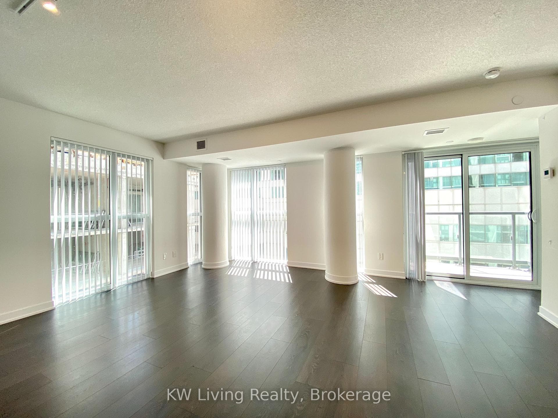 87 Peter Street Unit 1117 photo 24