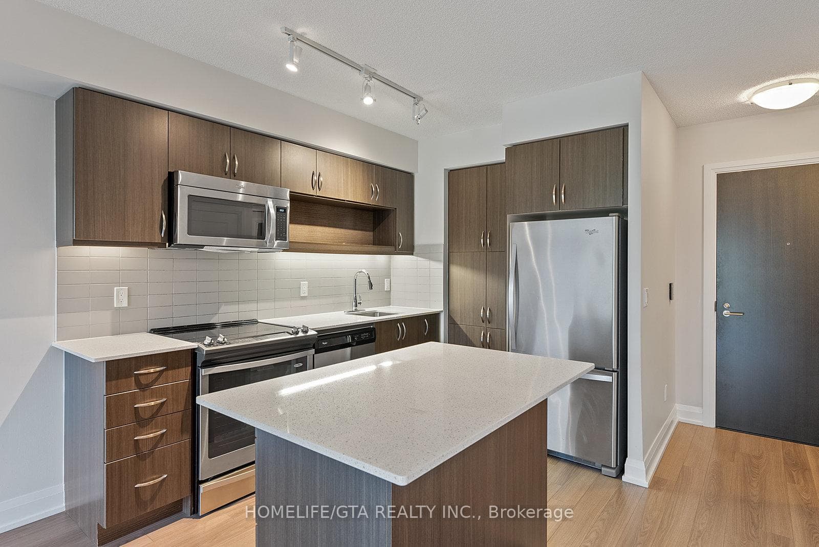 18 Graydon Hall Drive Unit 304 photo 7