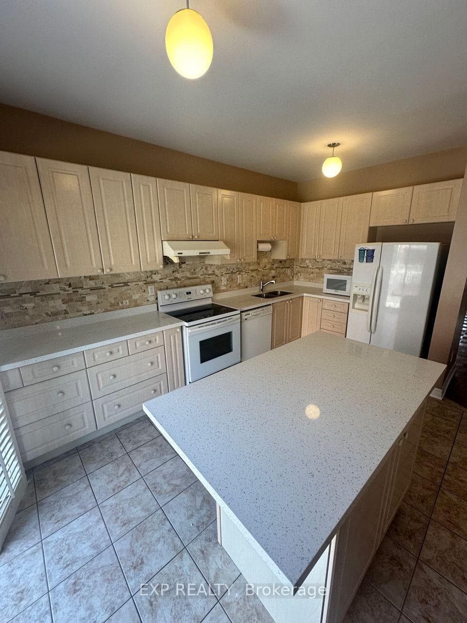 487 John Deisman Boulevard photo 8