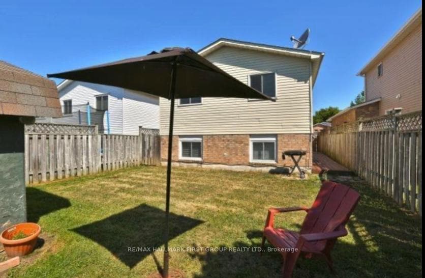 68 Broadlands Crescent photo 10