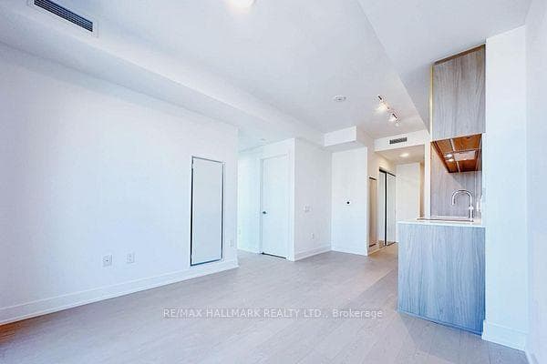 36 Olive Avenue Unit 1212 photo 4