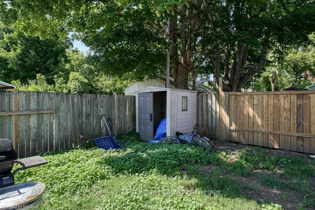 725 HOUNSFIELD Street photo 30
