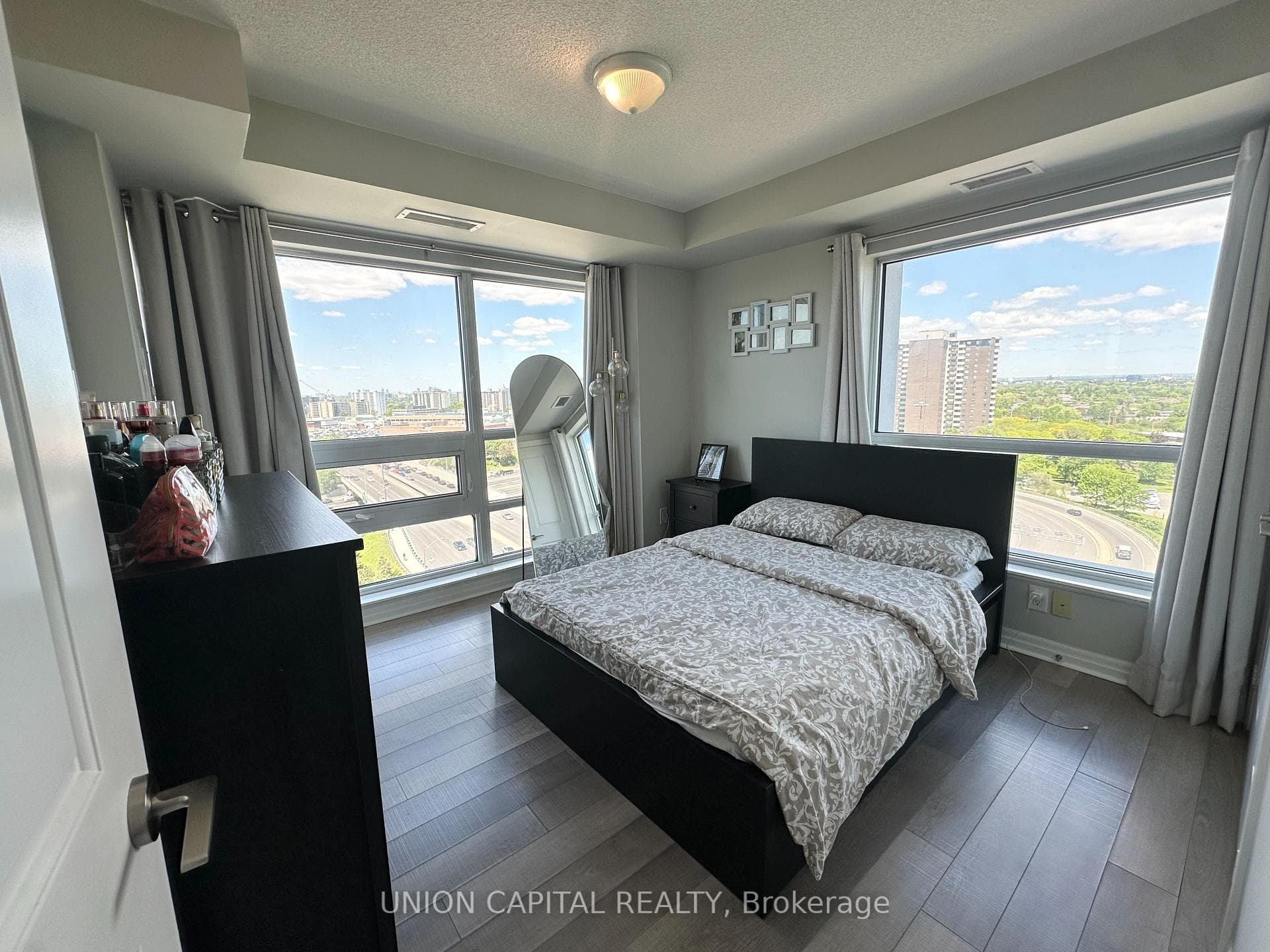 2015 Sheppard Avenue Unit 1405 photo 7