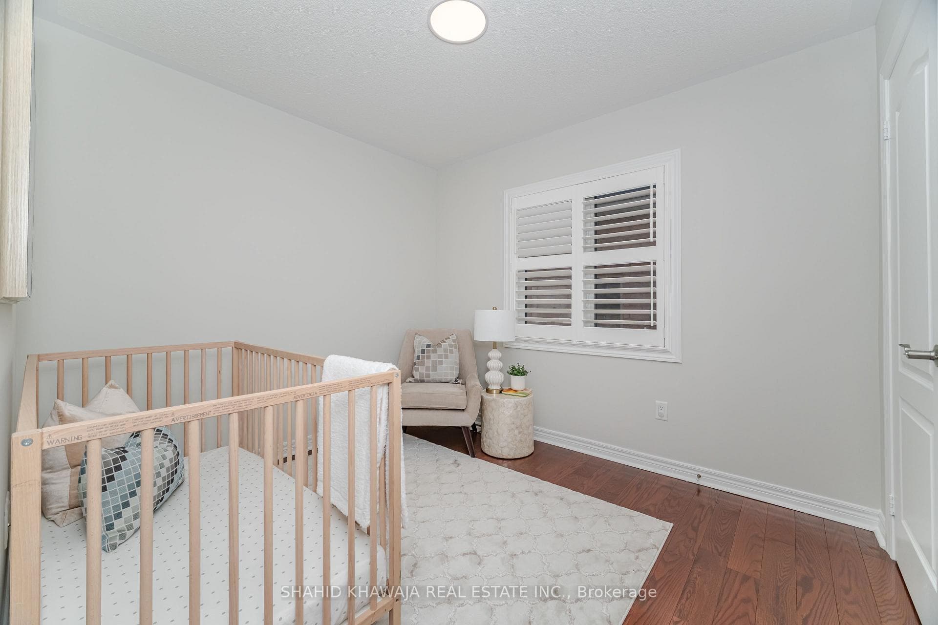 480 Nairn Circle photo 34