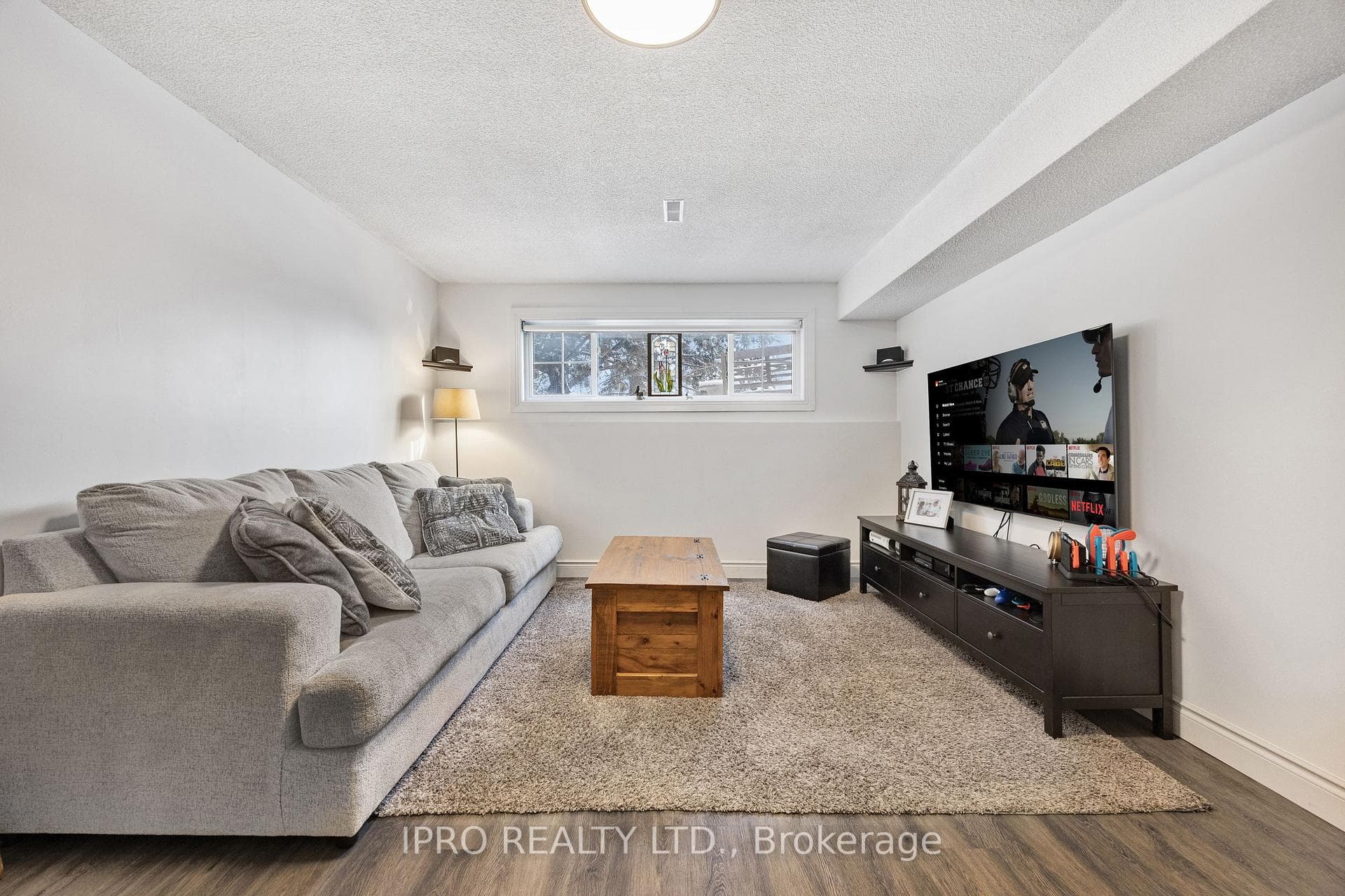 188 Melbourne Drive photo 22