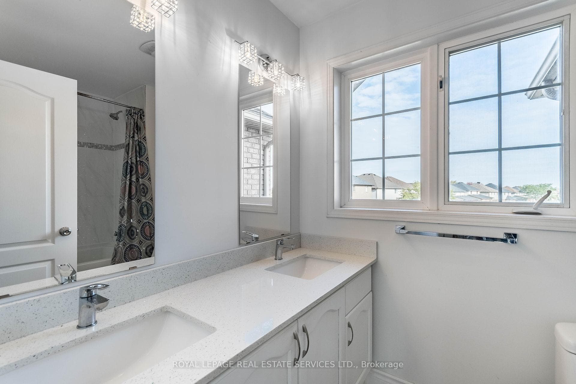 276 Gatestone Drive photo 25