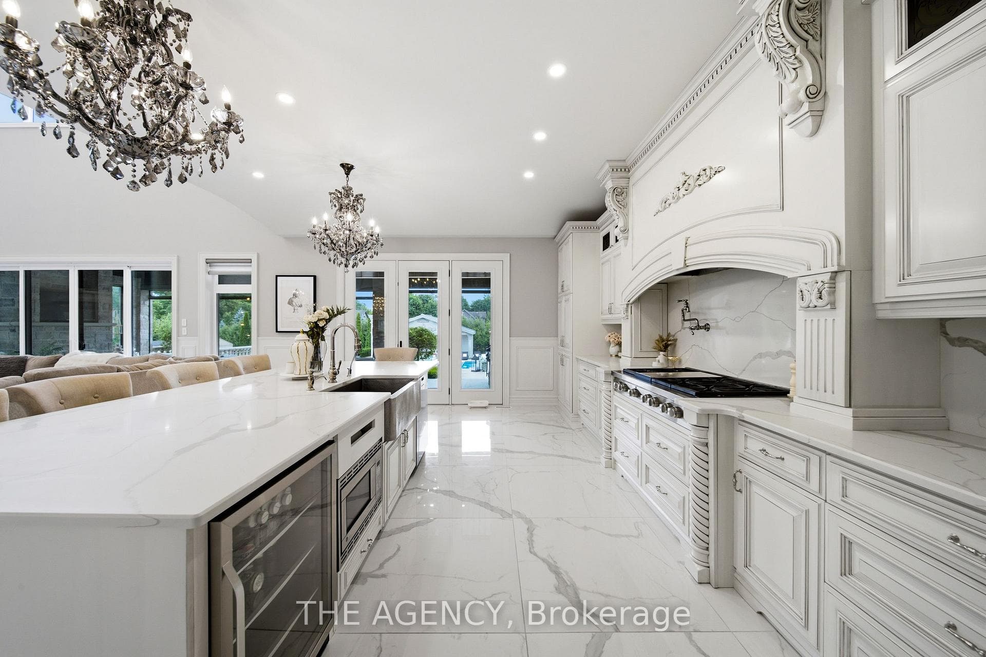 7009 Wellington Road photo 10
