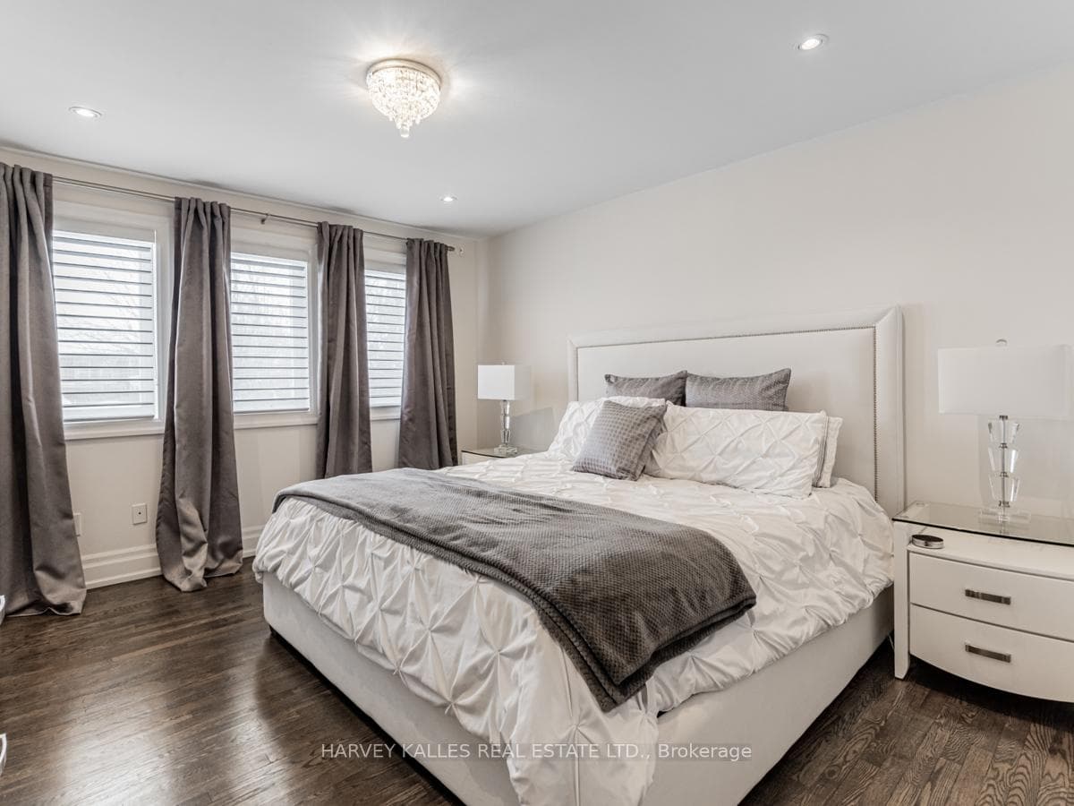 24 Edmund Seager Drive photo 31