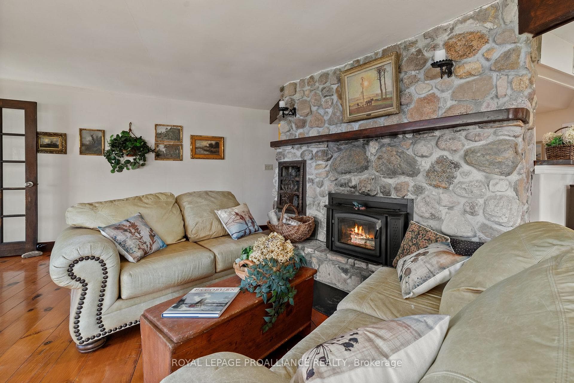 32C Windatt Lane photo 10