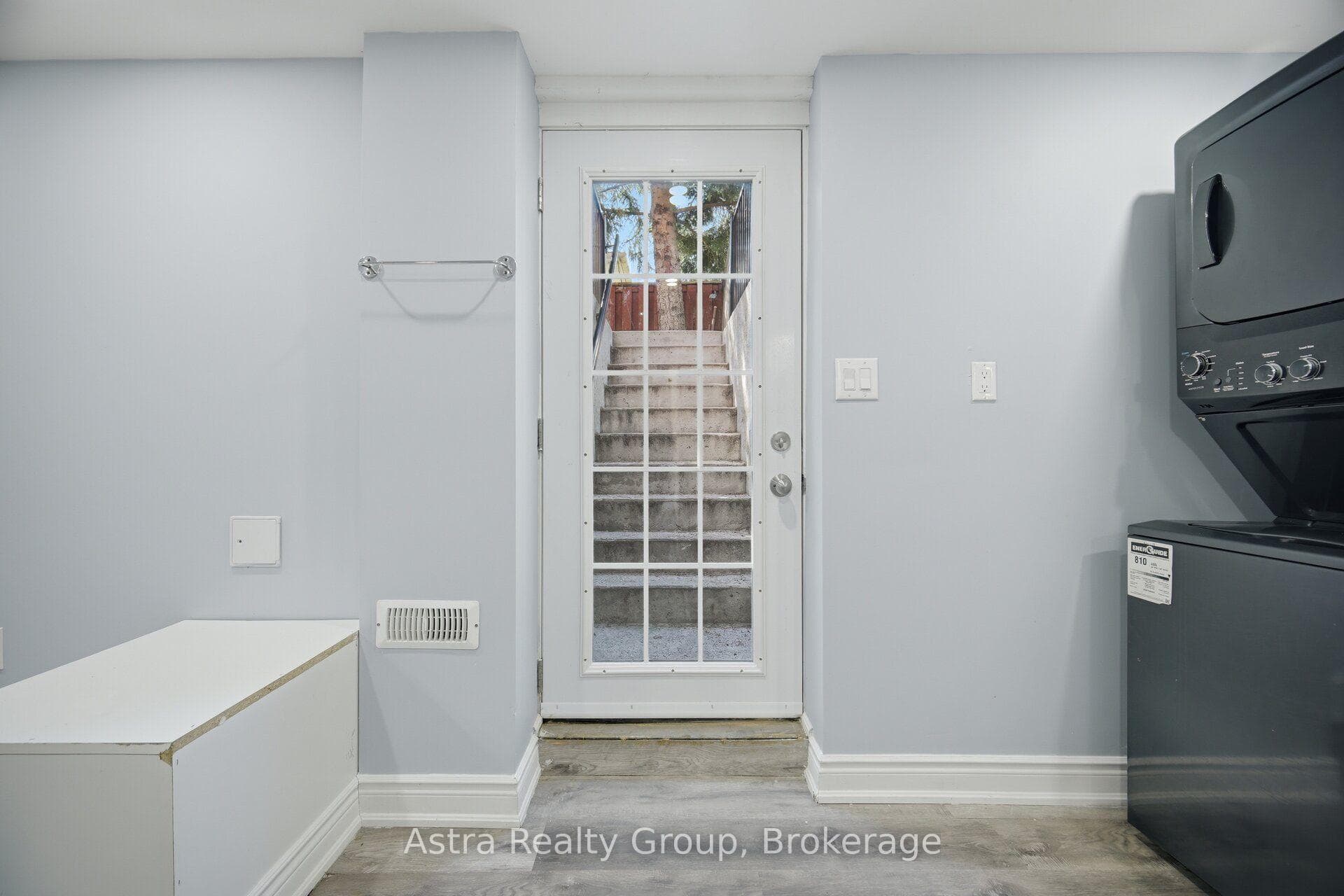 28 Borden Hill Court photo 42