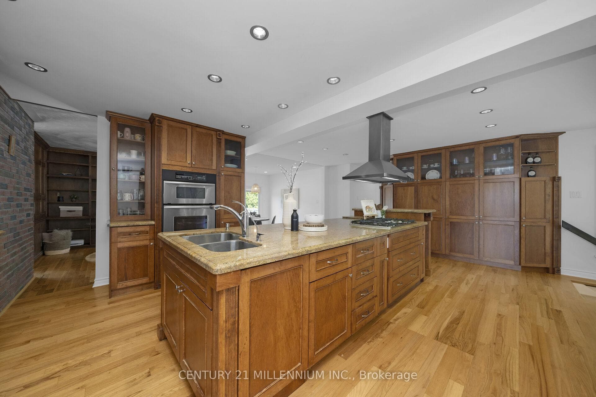 Gourmet Kitchen