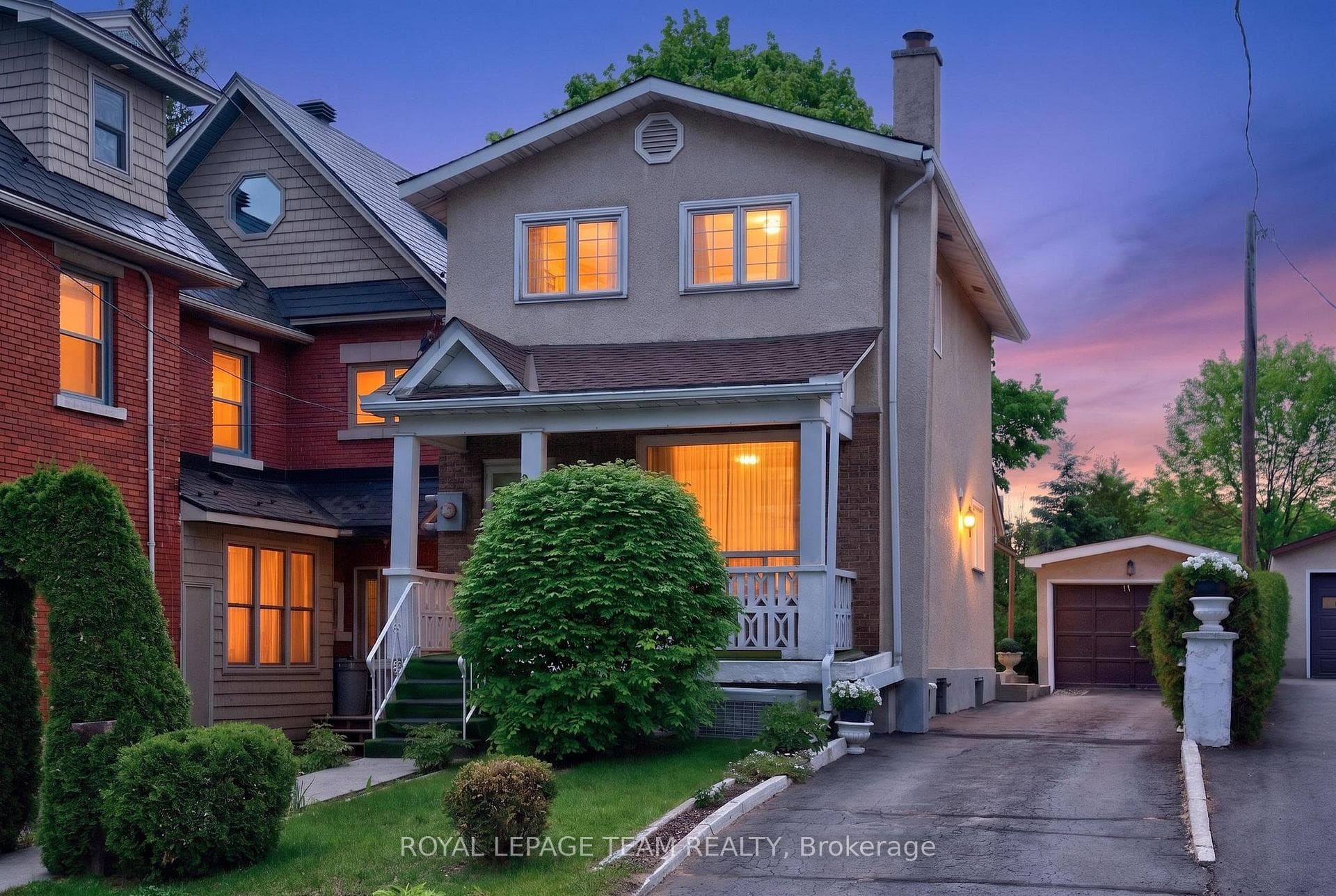 274 Breezehill Avenue photo 1