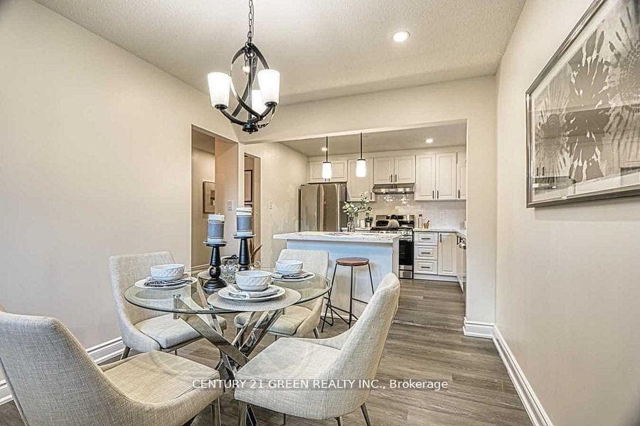 164 Gardiner Drive photo 5