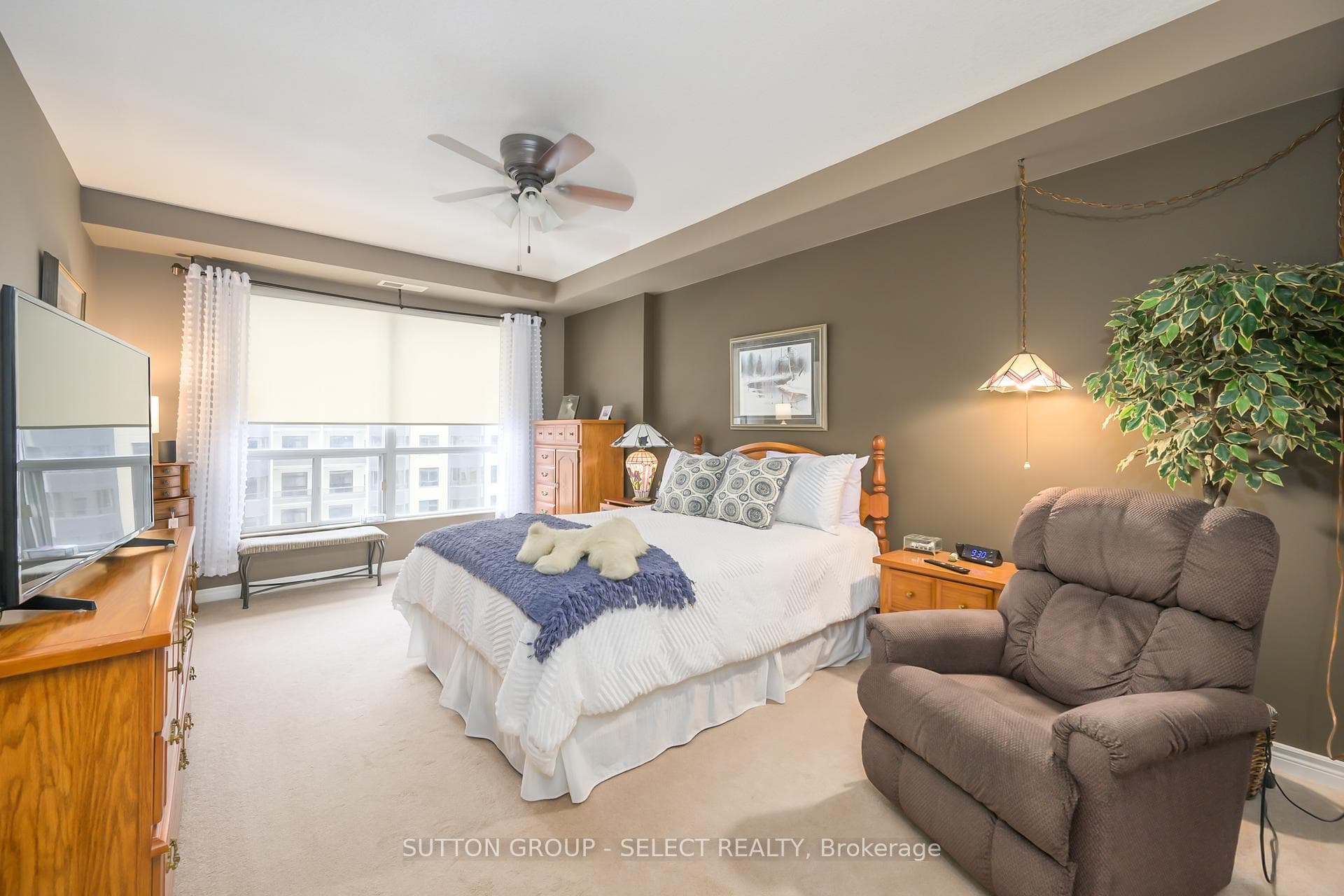 1030 Coronation Drive Unit 812 photo 13